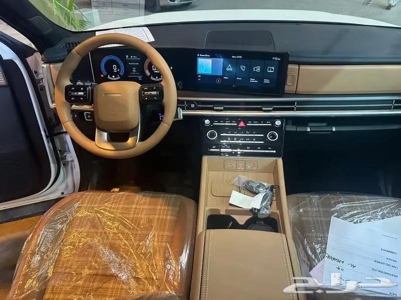 Hyundai Santa Fe Smart 2024 model, with and without double63531302500867113