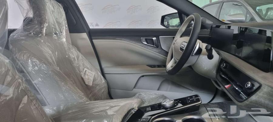 Kia K8 half and full glass, model 23 and 24, cash and installment63529559434754114
