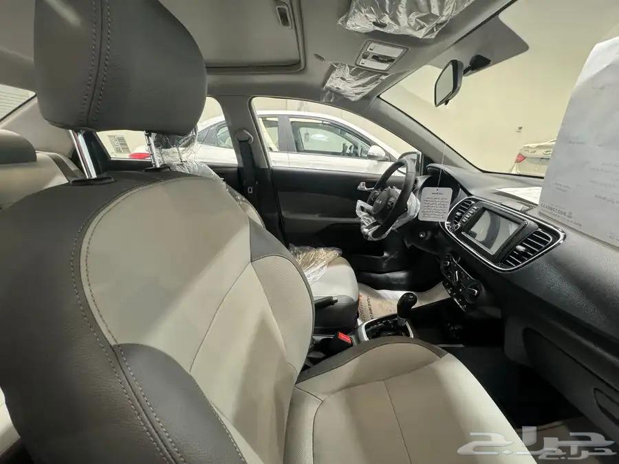 Kia Picanto without opening hole 202463531173207681113