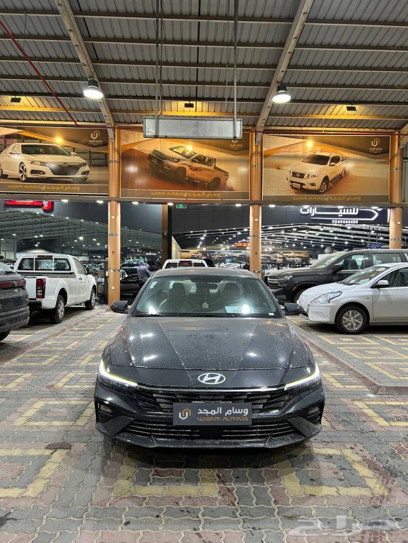 Hyundai Elantra Comfort 2025 model with customs card63526313404929112