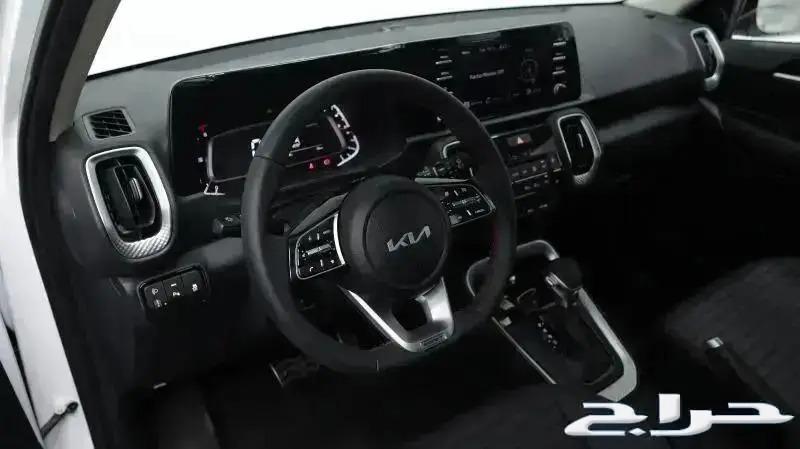 Kia Sonet 2024 full model without sunroof for salary 3500 customers63524444401667114