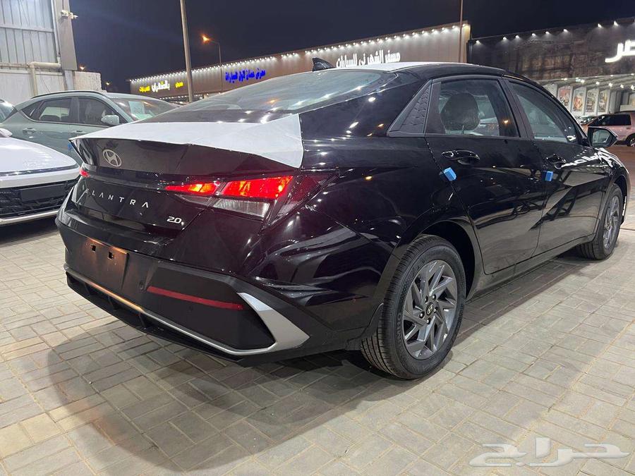 Hyundai Elantra Smart 2025 model, cash and installment available63523266947969113