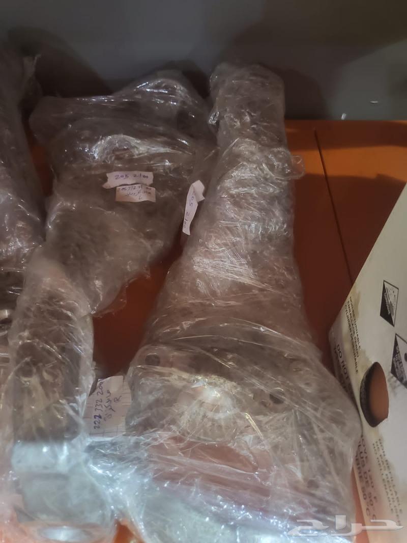We have all Mercedes spare parts available, imported from Japan, and we also have a dismantling service.63516264866435112