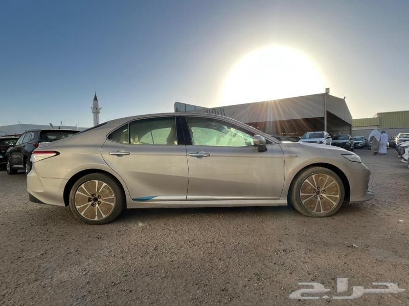 Toyota Camry Grand Hybrid 201863518297862659112