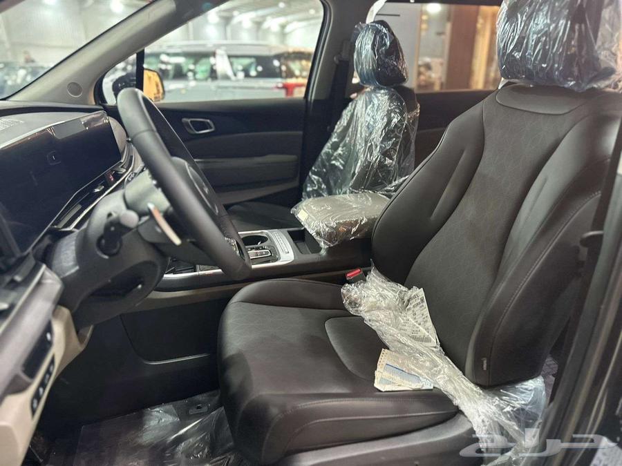 Kia Carnival Half Price 2025.63516953349121112
