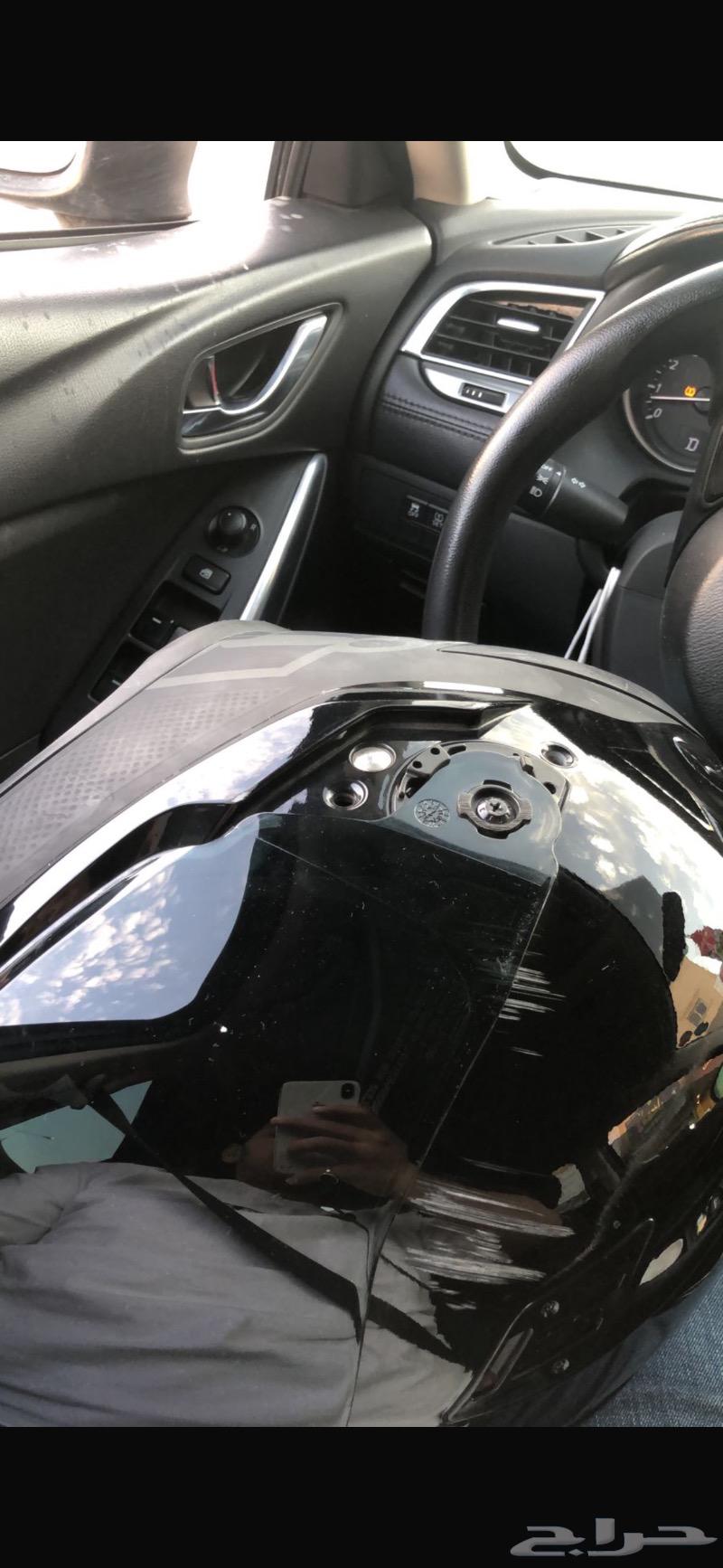 Icon helmet with a slight charge63006571527298112