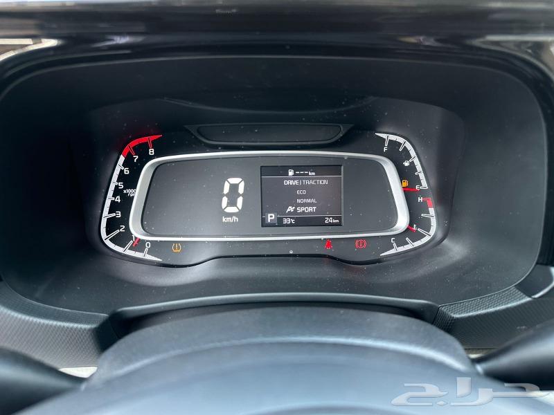 What is the lowest price for the Kia Sonet 2023 model?63510556206466114