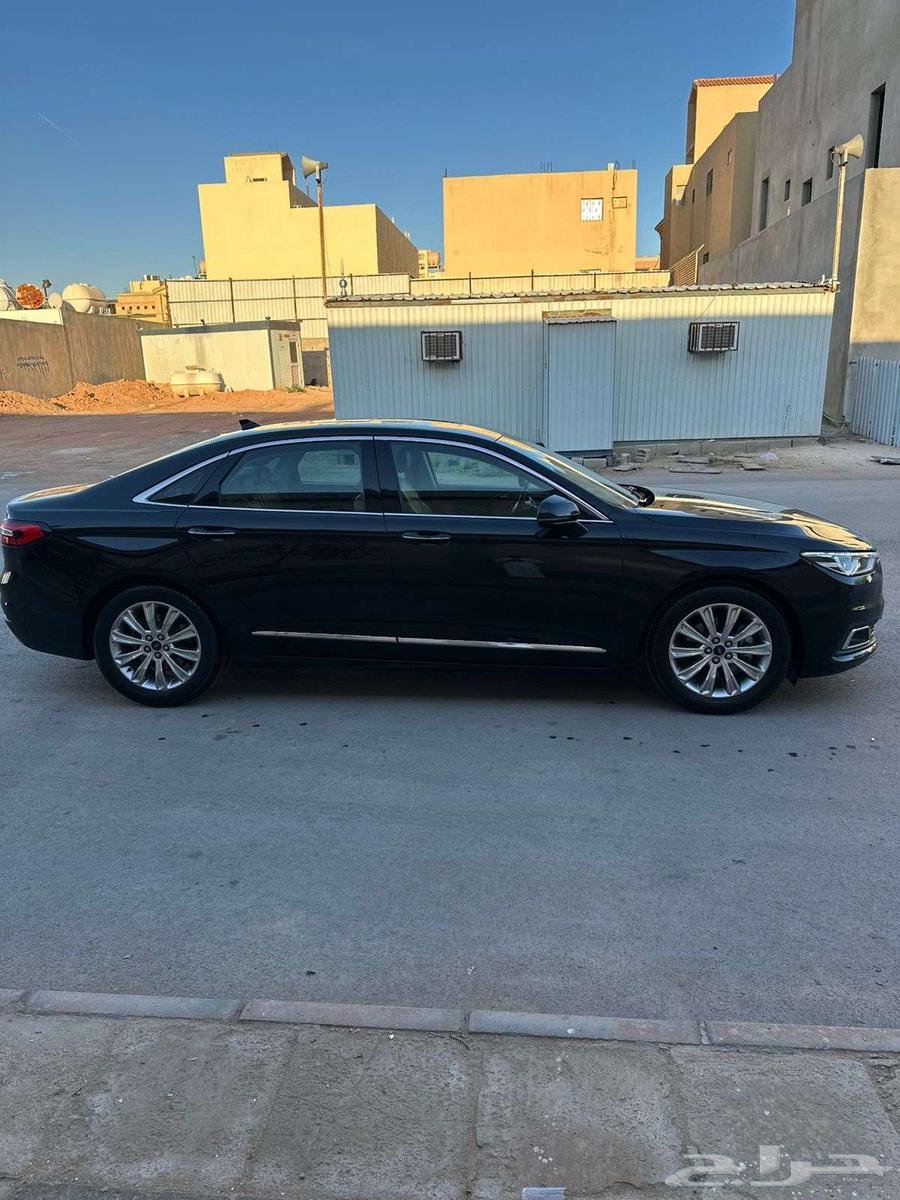 فورد تورس تريند اسود سعودي موديل 202263509353587329111