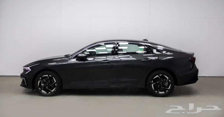 Kia K5 EX 2.5 Standard Advanced with Fingerprint and Screen Model 202563503087235714112