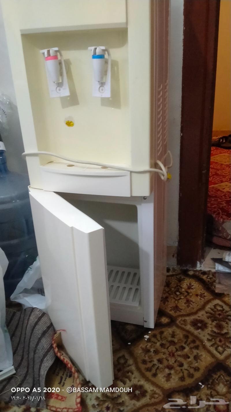 اغراض متنوعة اباجورة استلس برادة ماء كاميرا تصوير نيكونd32263289992441218111