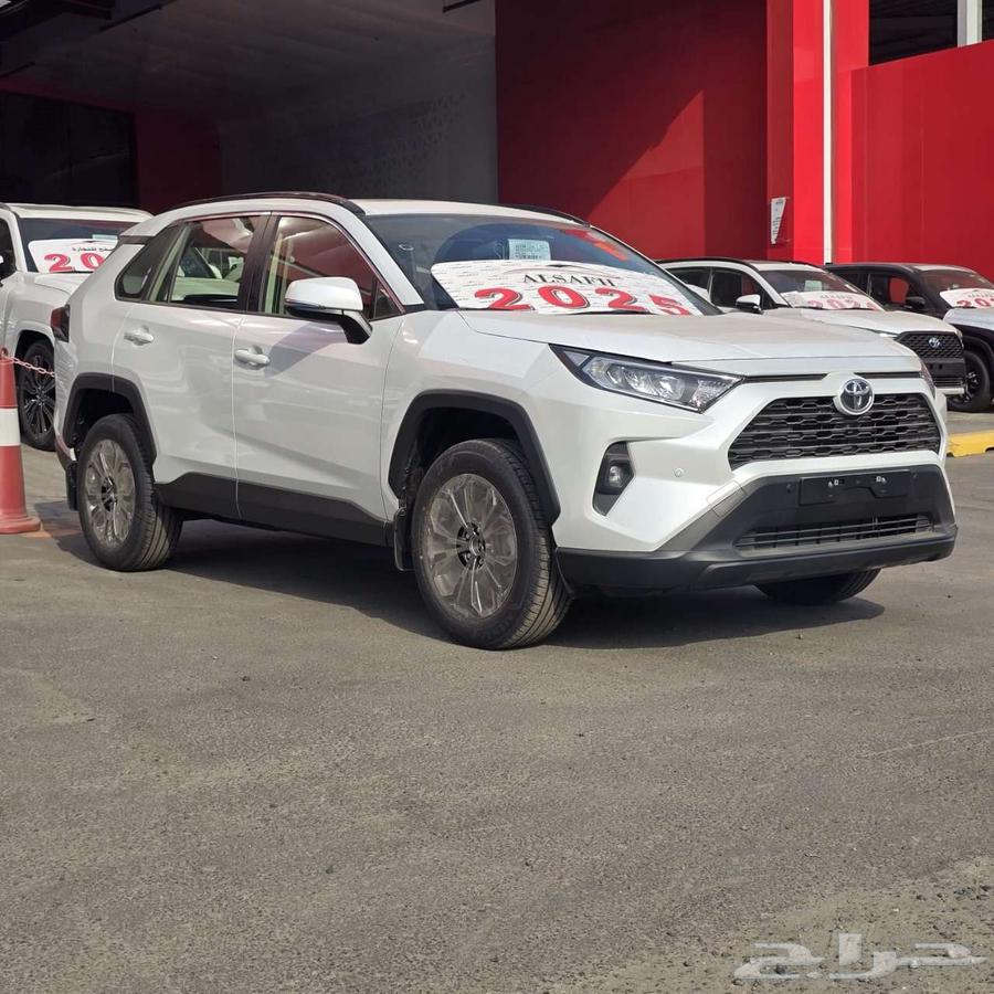 Toyota RAV4 XLE gasoline model 2025, the lowest price63495959892226112