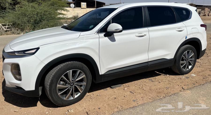 Santafe 2019 diesel, 7 seats, 67,000 riyals with customs card63489186266369112