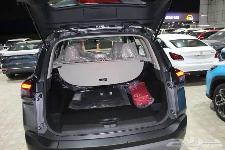 Nissan X-Trail 2025 Standard with Screen and Camera, Cash and Installments63492778129667114