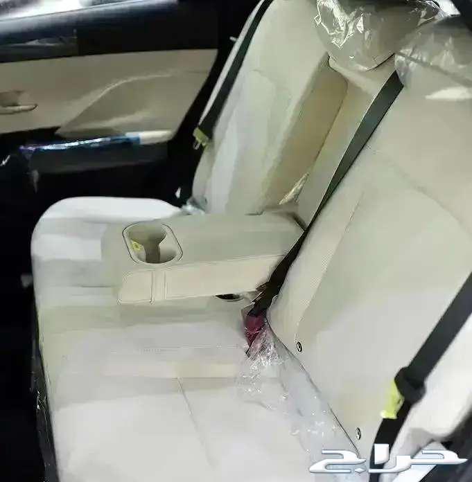 Hyundai Kona Limited 2025 model, 2.0 engine, cash and installments available63481764521217112