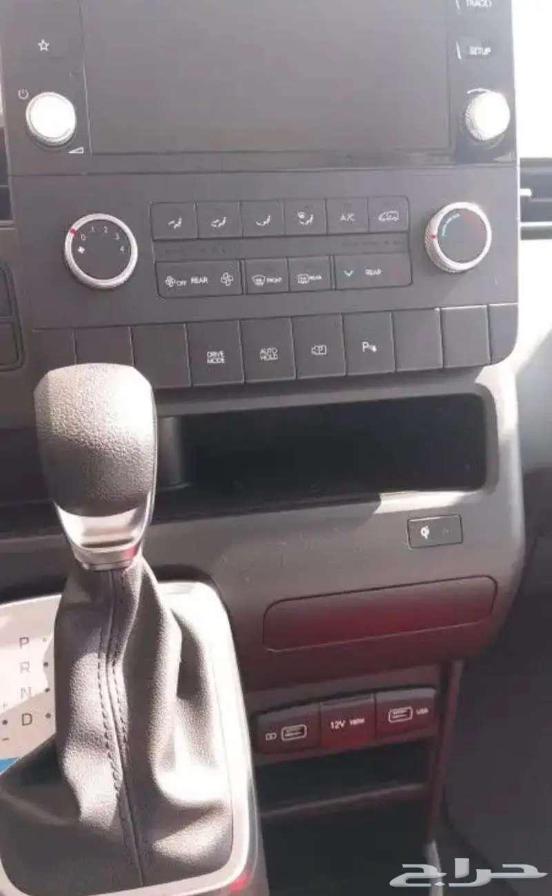 Hyundai Staria Diesel 9-Seater 202463484777284993114