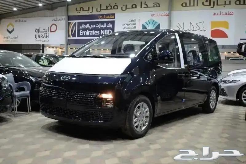 Hyundai Staria Gasoline 9-Seater Engine 2.2 Model 2563487001833859111