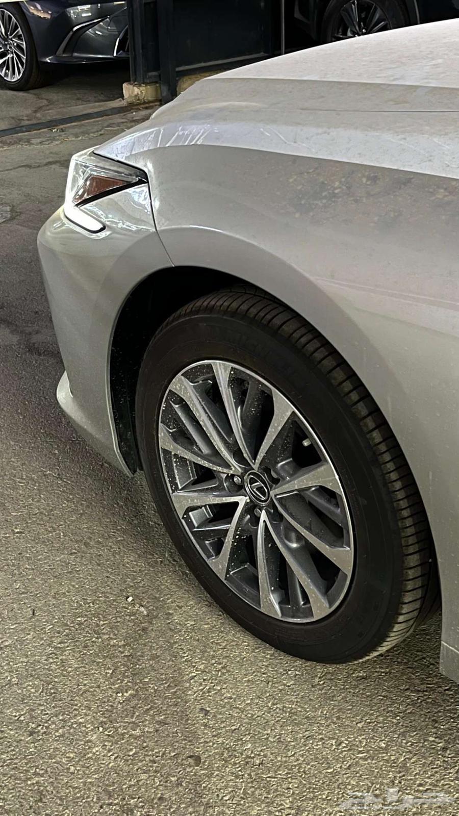 Lexus ES300 Hybrid 2024, Saudi, brand new, cash and installments available63487310391939113