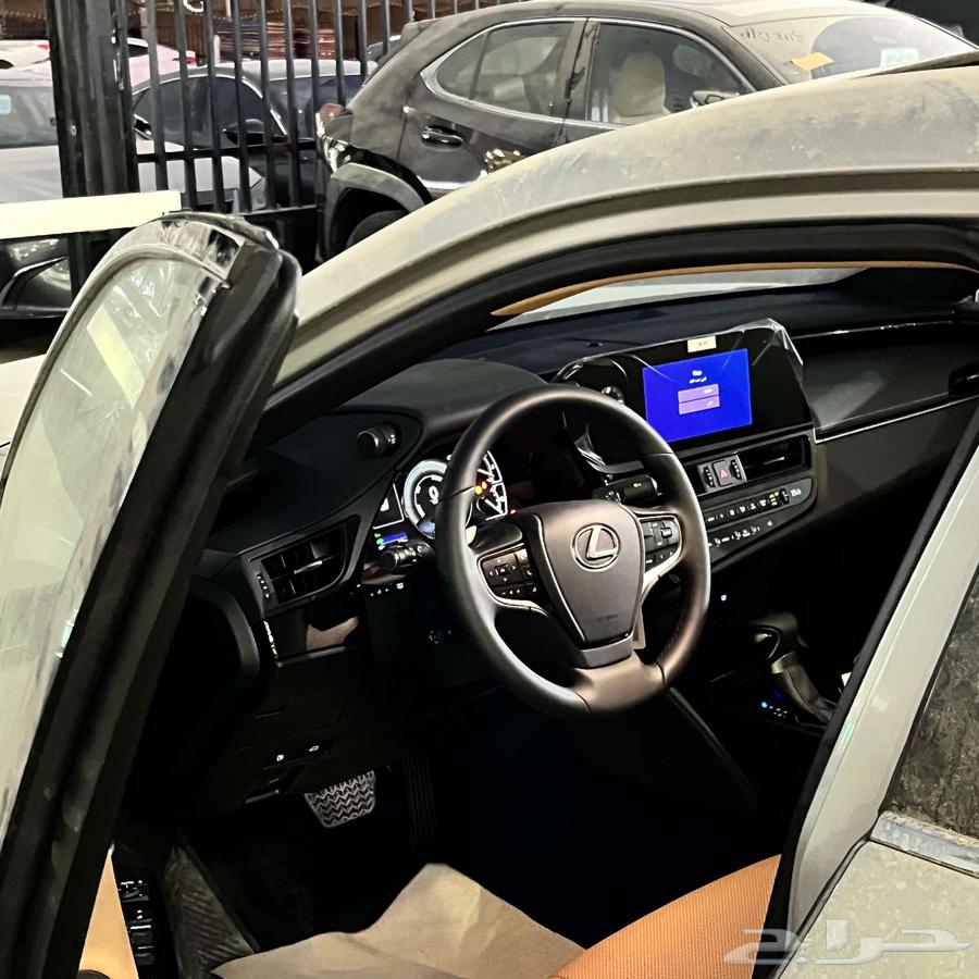 Lexus ES300 Hybrid 2024, Saudi, brand new, cash and installments available63487310391939112