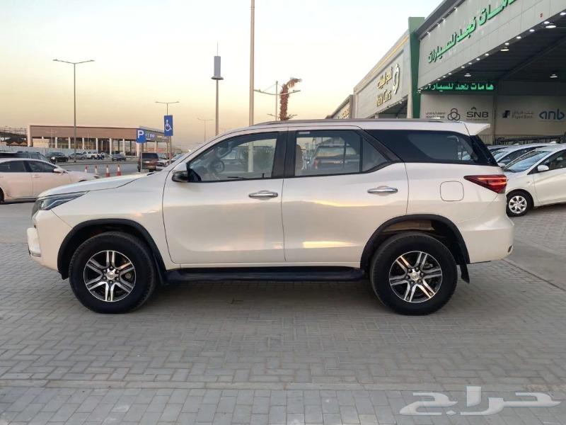 Toyota Fortuner Standard 2021 white cash or financing63431147306243114