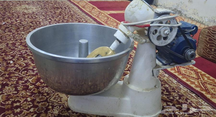 The large mixer has been sold to someone who used it little.63275581558274113
