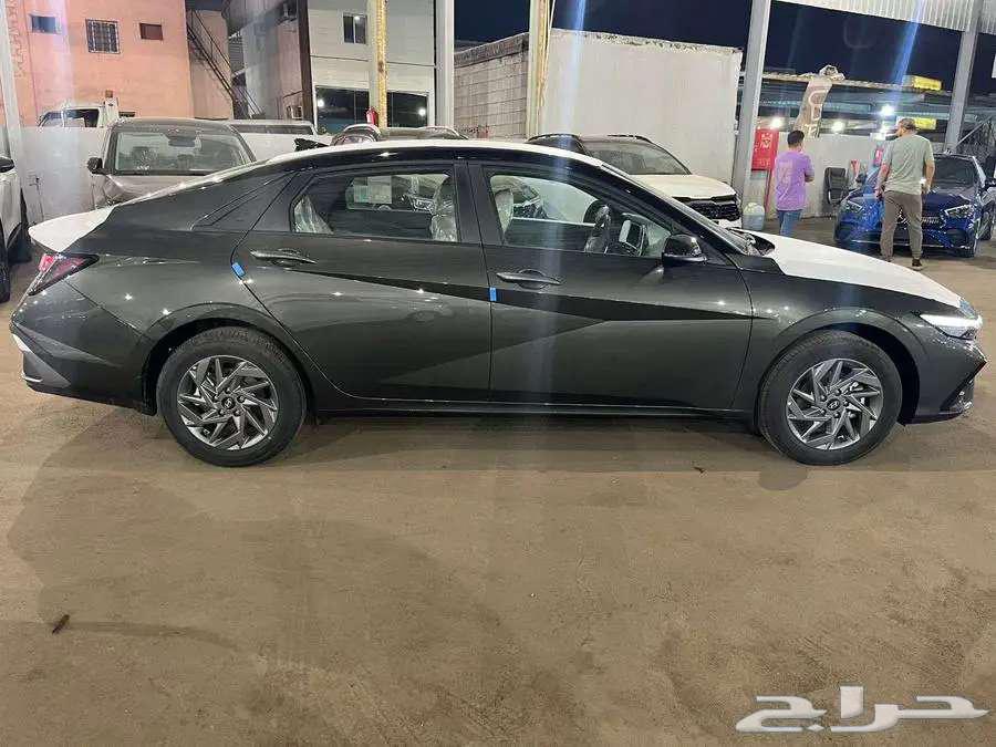 Hyundai Elantra Smart 1500 CC 2025 model lowest prices63478524003841112