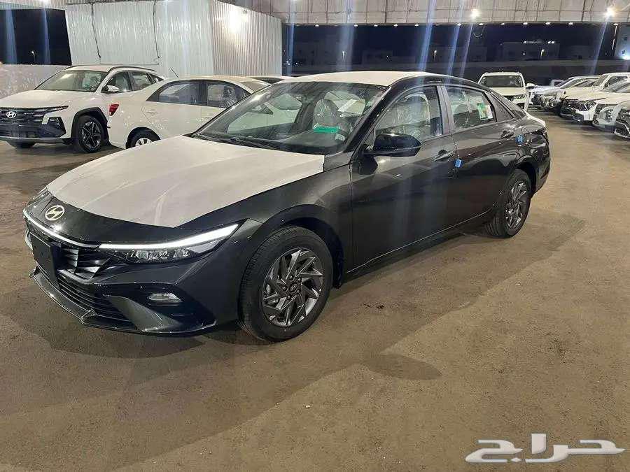 Hyundai Elantra Smart 1500 CC 2025 model lowest prices63478524003841111