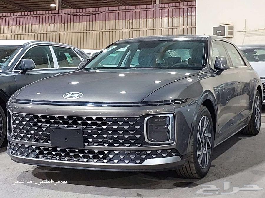 Hyundai Azera 2025 _ Multiple trims _ Distinctive colors63478401710722114