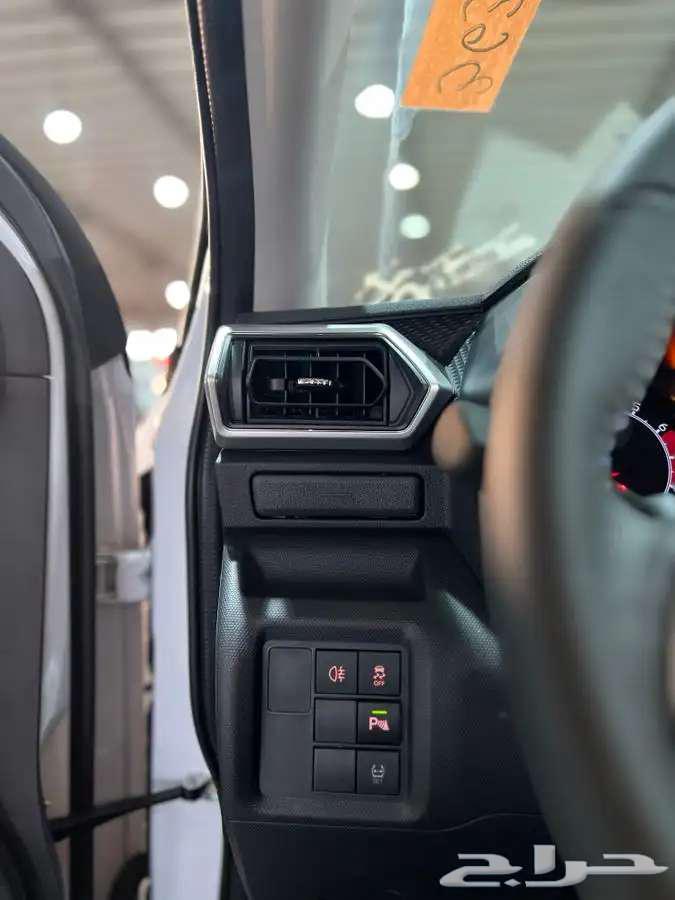 تويوتا رايز ليمتيد موديل 2024 كاش و بنك63470401175809114