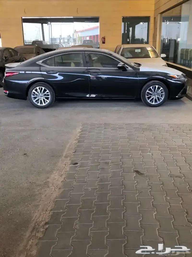 لكزس ES 300 هايبرد أسود سعودي موديل 2024بقسط 2590 لدى الحسن63470095738883113