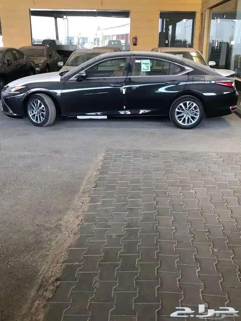 لكزس ES 300 هايبرد أسود سعودي موديل 2024بقسط 2590 لدى الحسن63470095738883111