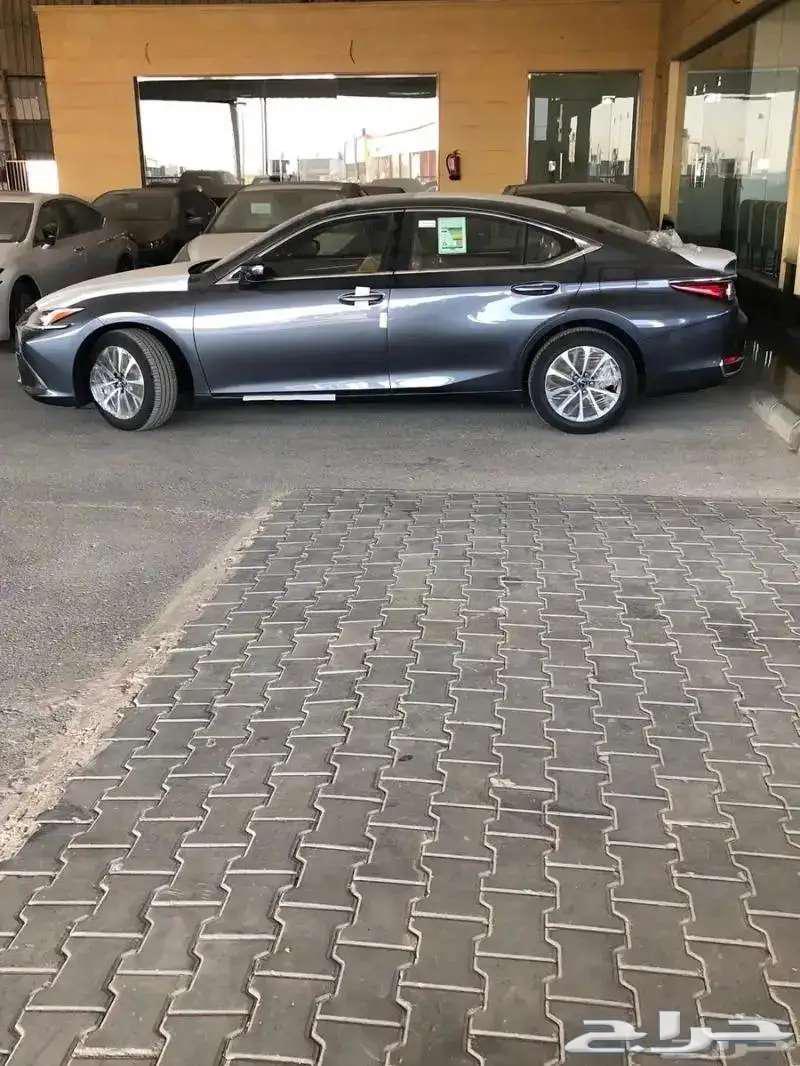 لكزس ES 250 فئة AA ستاندر 2024 بقسط 2500 لدى الحسن63470095715329111