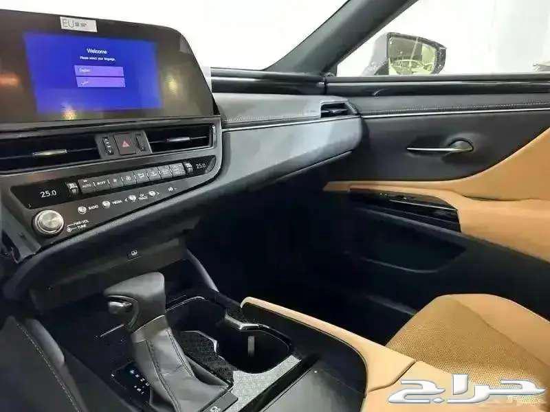 لكزس 2024 ES250 AA ( تقسيط وكاش )63470097318019113