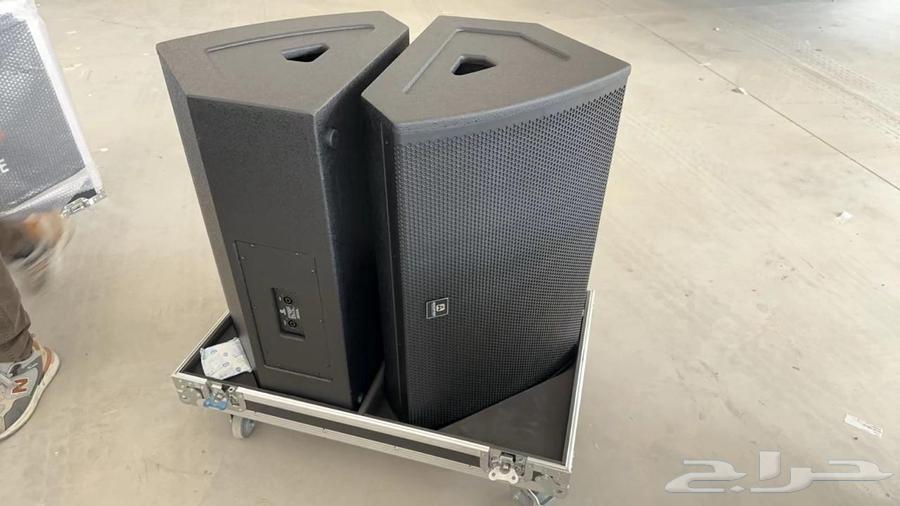 Complete audio system, speakers, and splitter63273465331329112
