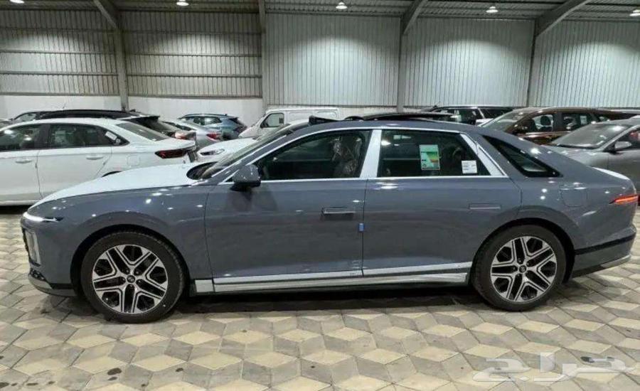 هيونداي ازيرا 2025 فئات متنوعه متوفر الالوان63470090136578112