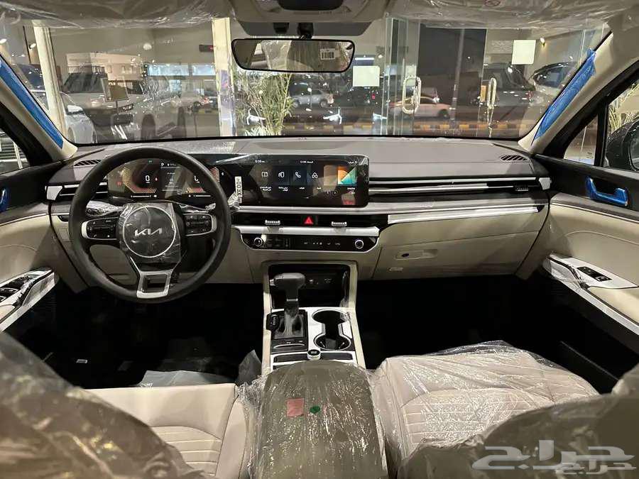 كيا K5 ستاندر عروض خاصه علي البنوك 202563470081507330114