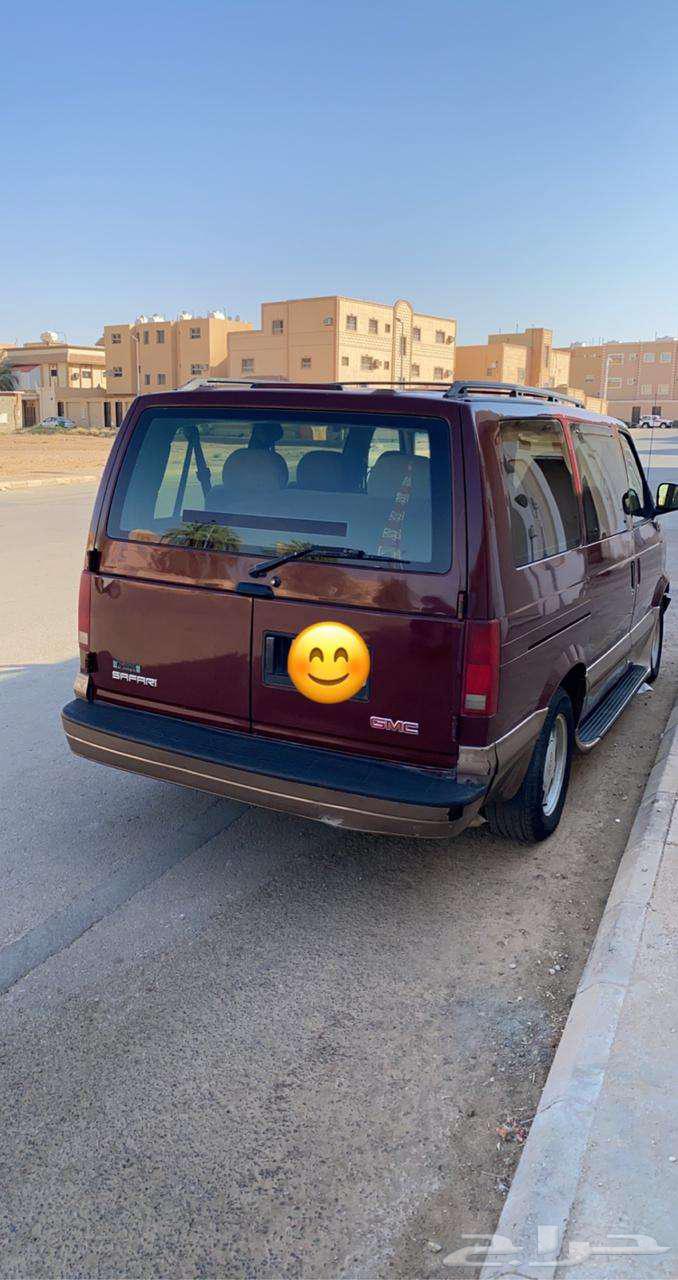 فان سفاري 2005 عليه لوحه مميزه63470240264834113