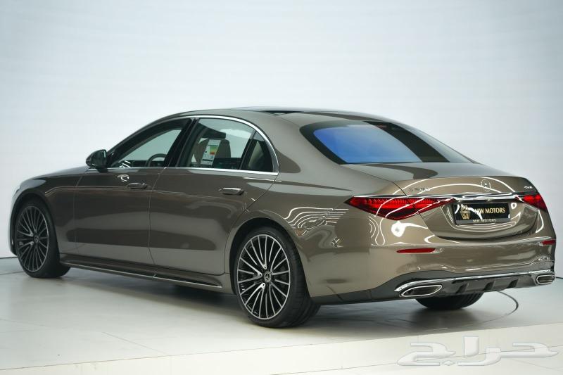 مرسيدس S 500 موديل 2025 أصفار خليجي بني مخملي أبيض63470190626691113