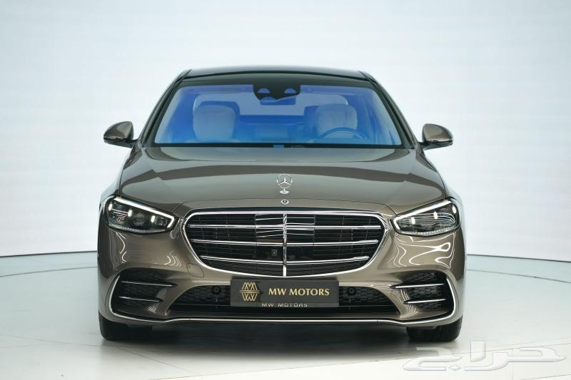 مرسيدس S 500 موديل 2025 أصفار خليجي بني مخملي أبيض63470190626691111