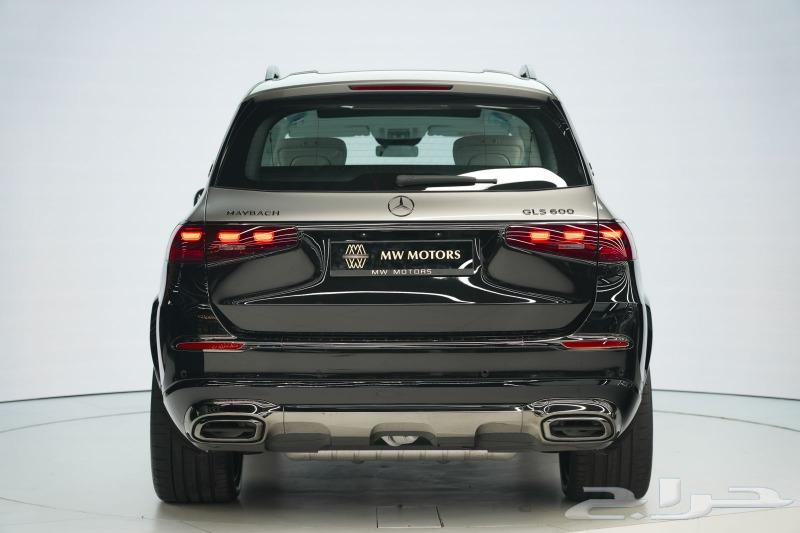 Mercedes-Maybach GLS 600 2025 Gulf specs, black with white Mojave interior63470191106435114