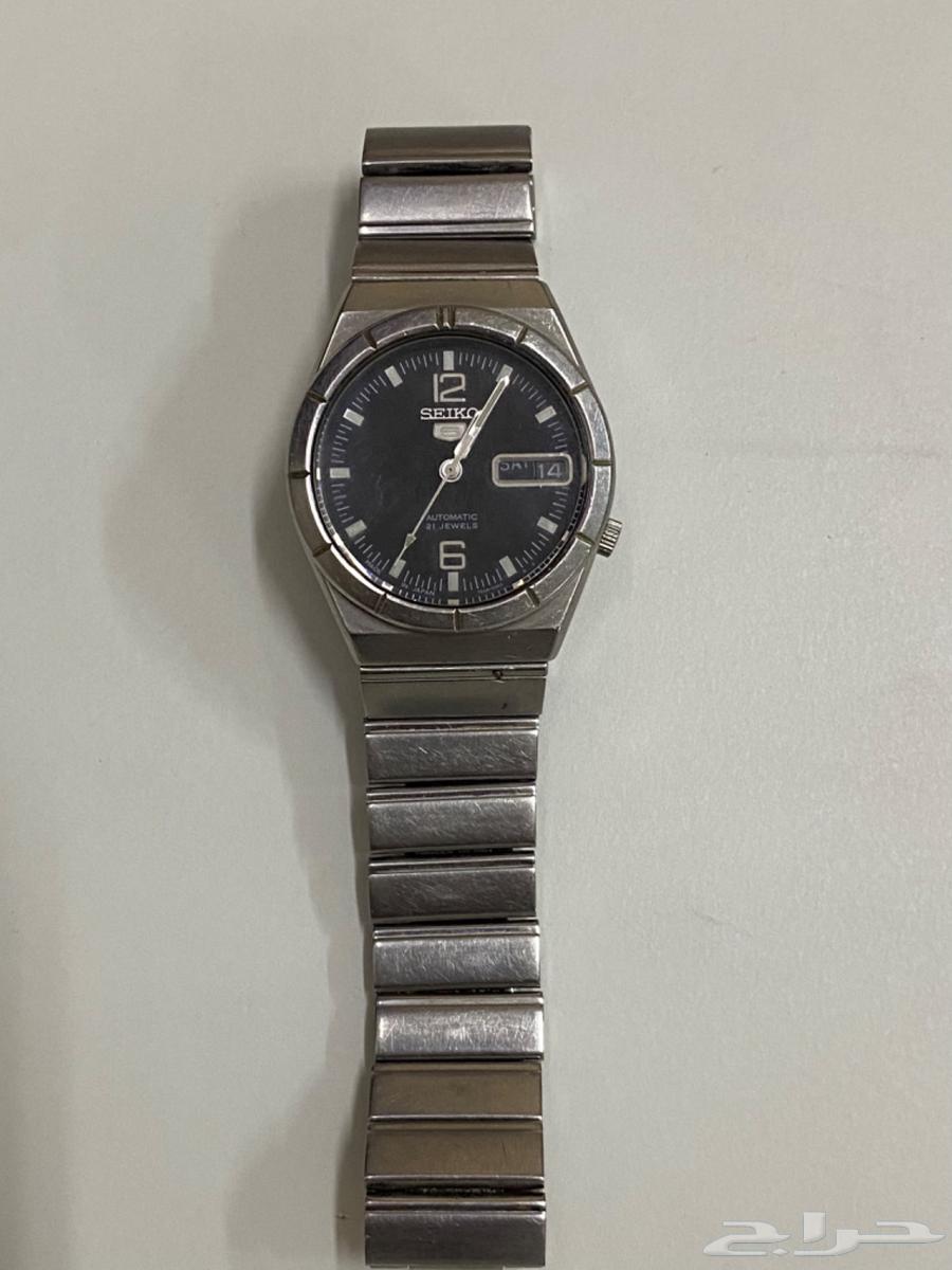 Seiko 5 watch63270070396161113
