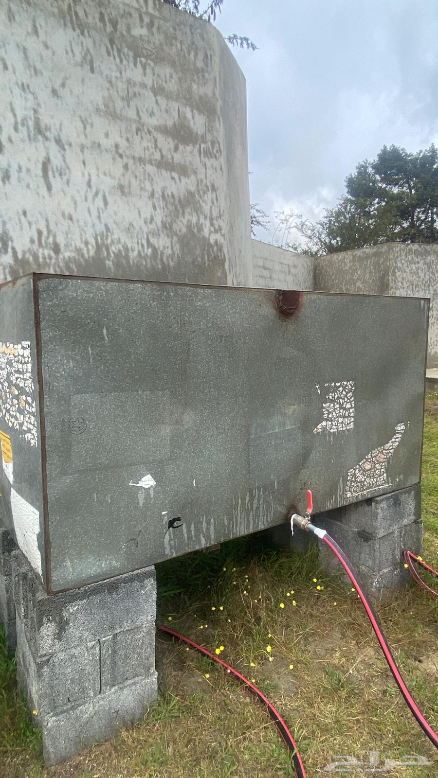 2 used and clean tanks for sale63267120705795112