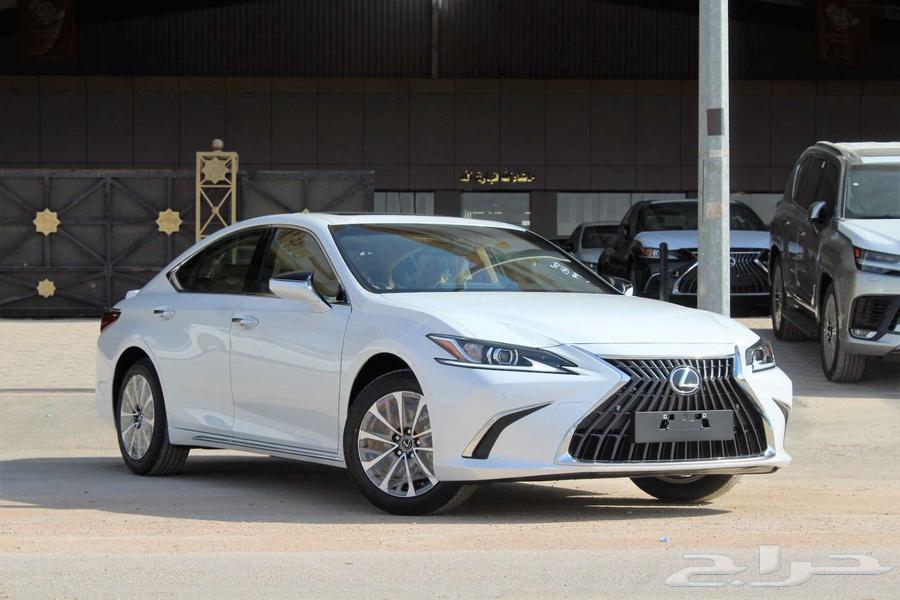 لكزس-ES300Ah-2024-جناح-تشغيل عن بعد-ازياق جانبيه-17350063470224360321112