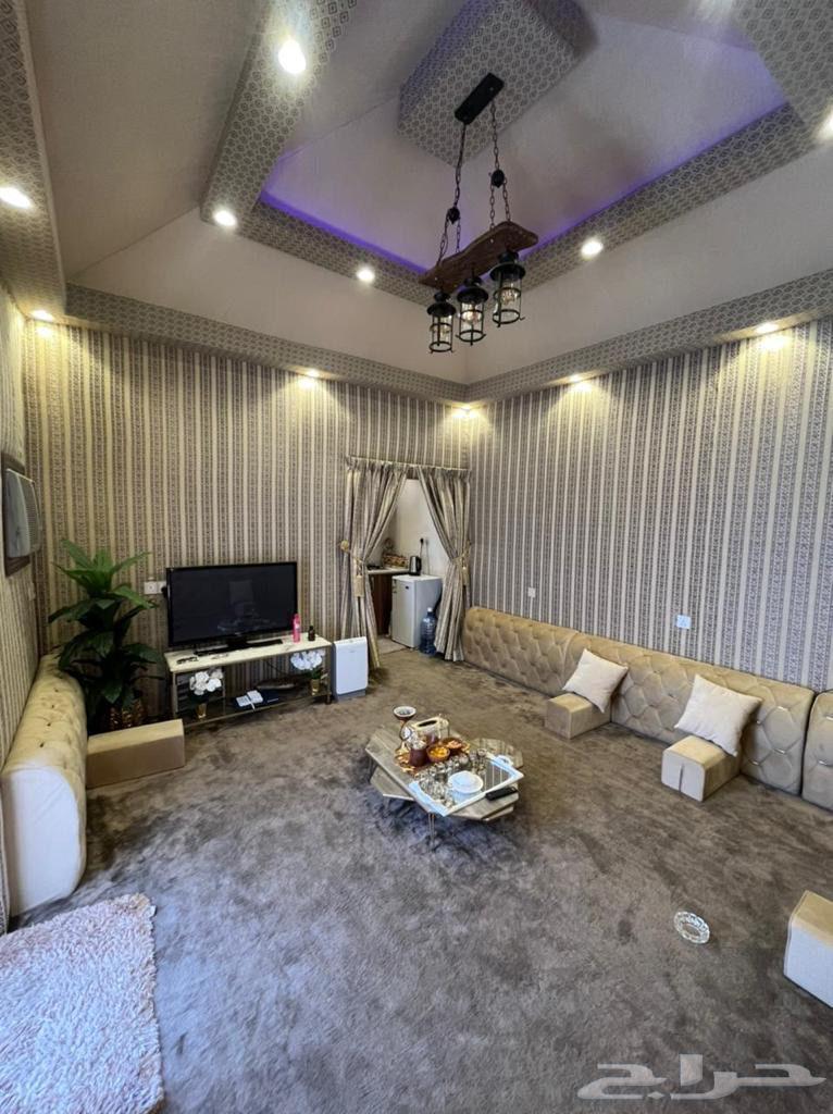 For rent: an external annex with a room, bathroom and kitchen furnished63007299605379111