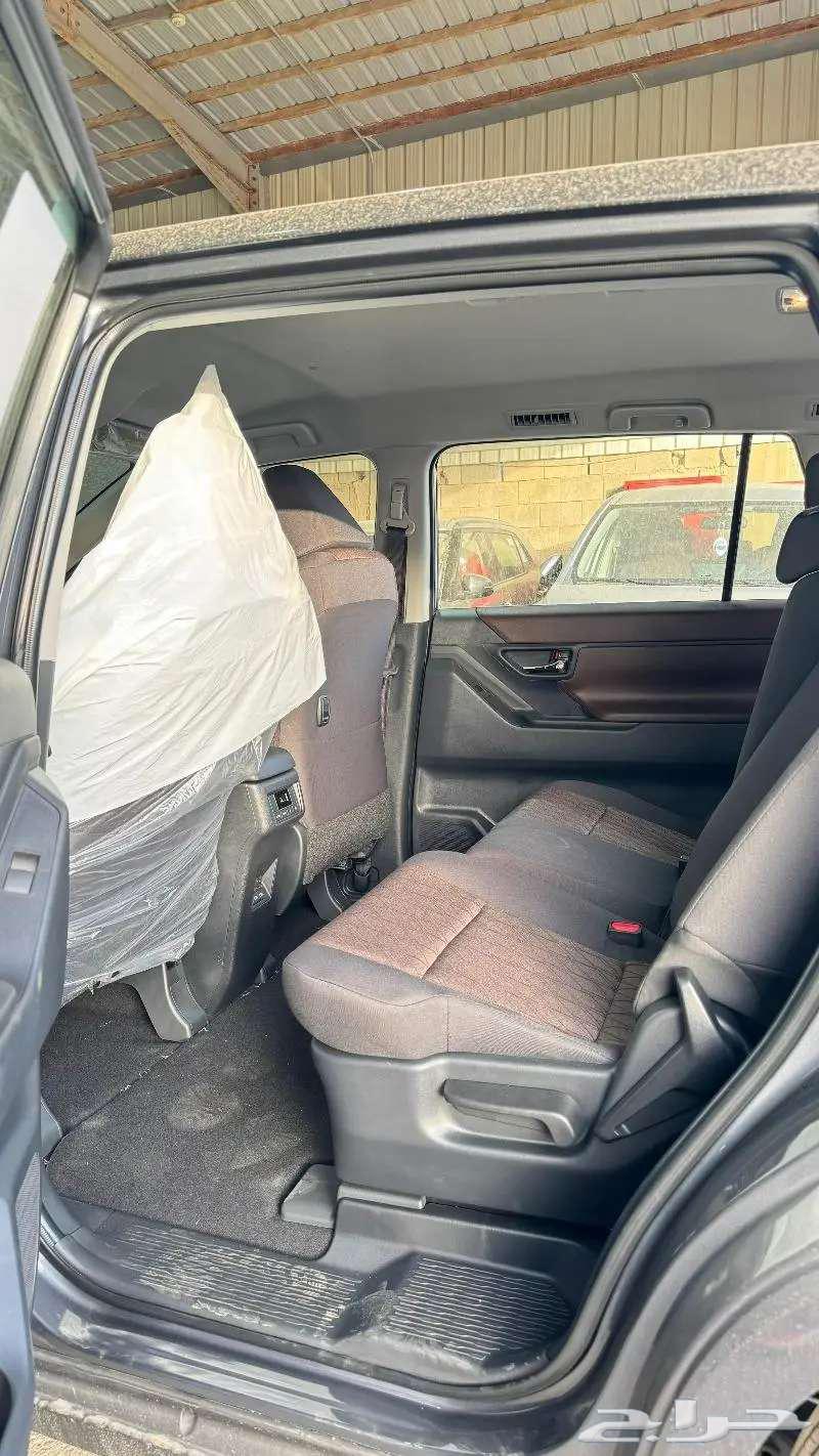 تويوتا انوفا بنزين 2024 كاش واقساط63470242625409111