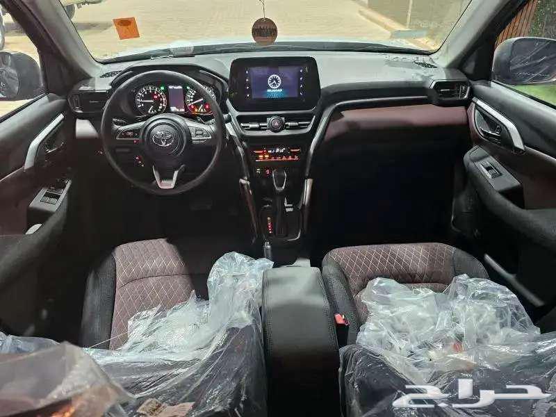 Toyota Urban Cruiser Standard 2025 - All Colors63434884303362114
