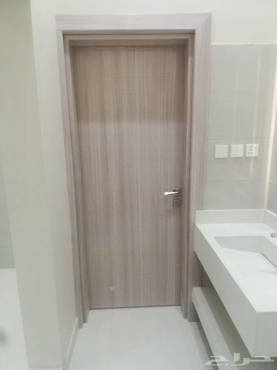 I am a carpenter who installs PVC, WPVC, wooden and iron laminated doors.63007260240770112