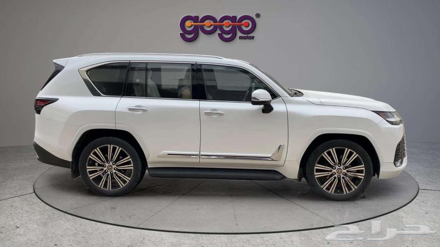Lexus LX-600 - Sold63434567333889113