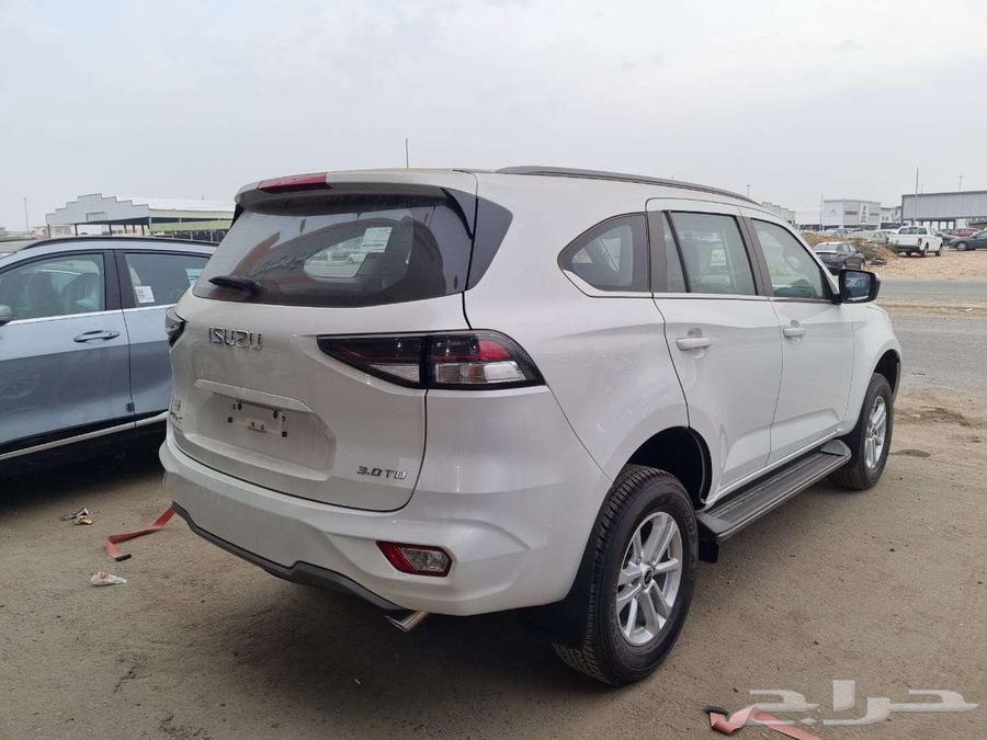 Isuzu MU-X 2023 Cash and Lease-to-Own63434266258947113