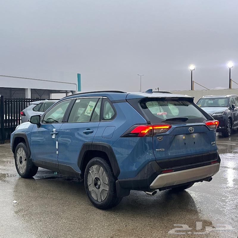 Toyota RAV4 Adventure63433138039683111