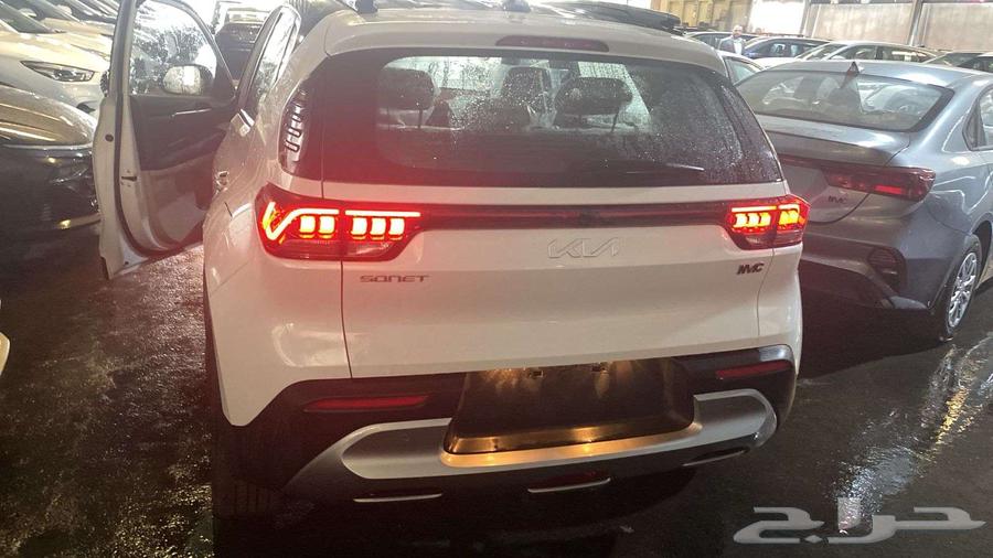 Kia Sonet with 1500cc engine, lowest prices 202363431691828226111